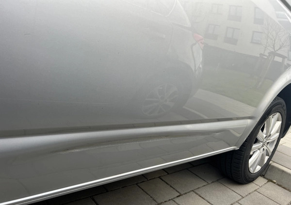 Volkswagen Caravelle cena 170000 przebieg: 137506, rok produkcji 2018 z Katowice małe 172